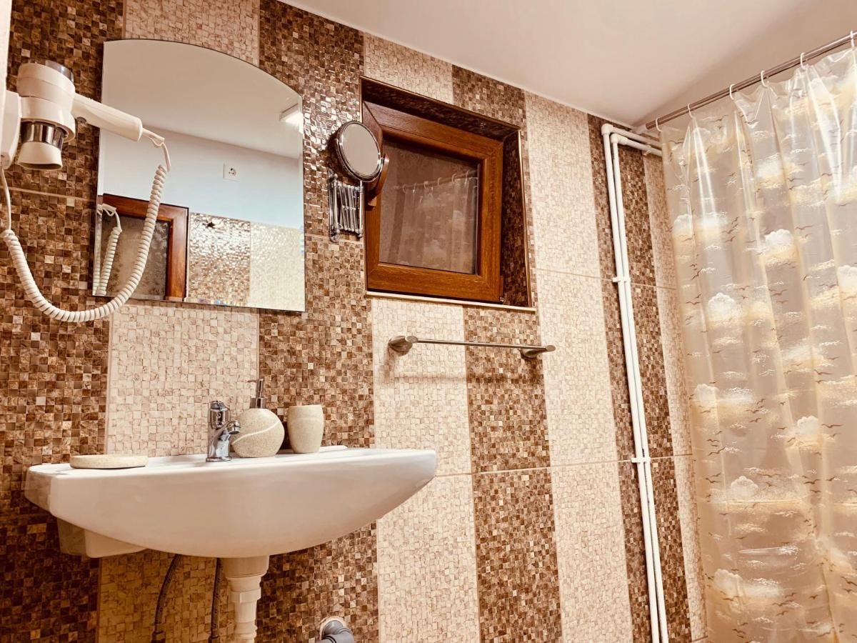 Гостевой дом Casa Carter Сфынту-Георге-44